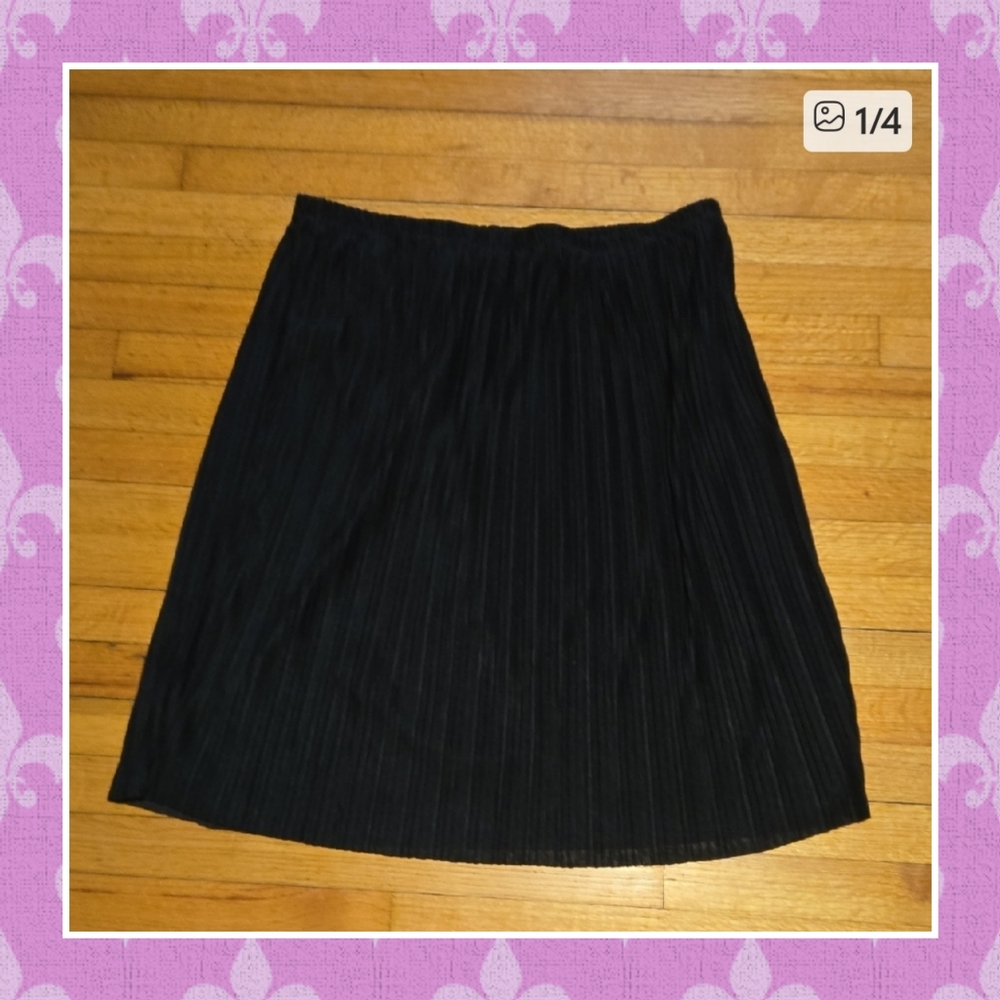 Avenue Classic Black A-Line Skirt Size 18/20